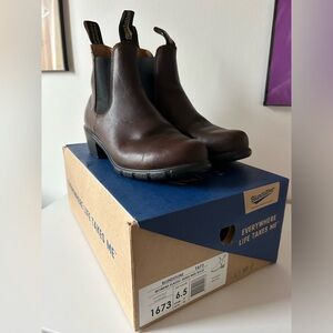 Blundstone women’s series US 9.5